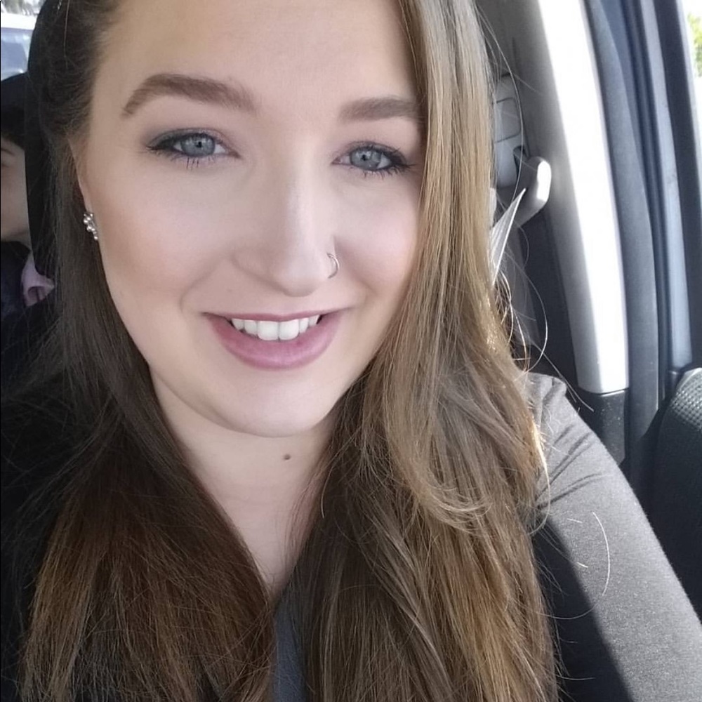 Meet your Posher, Samantha